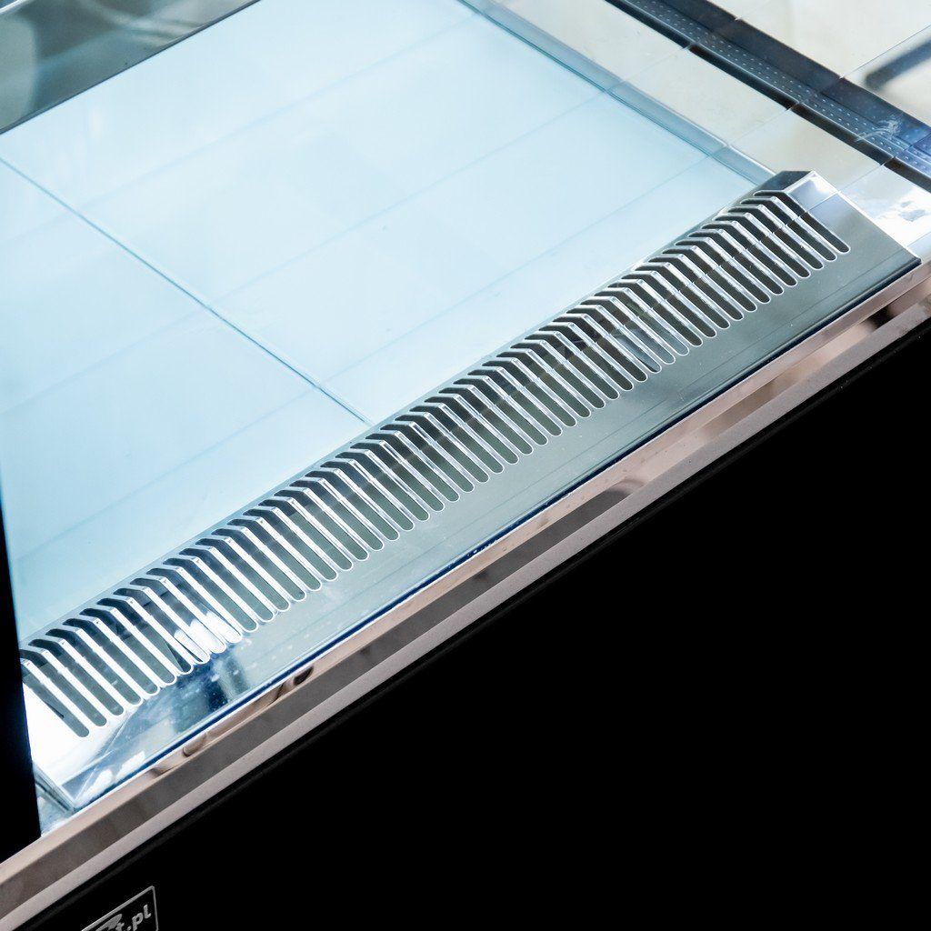 Witryna cukiernicza Mega-M CNC72