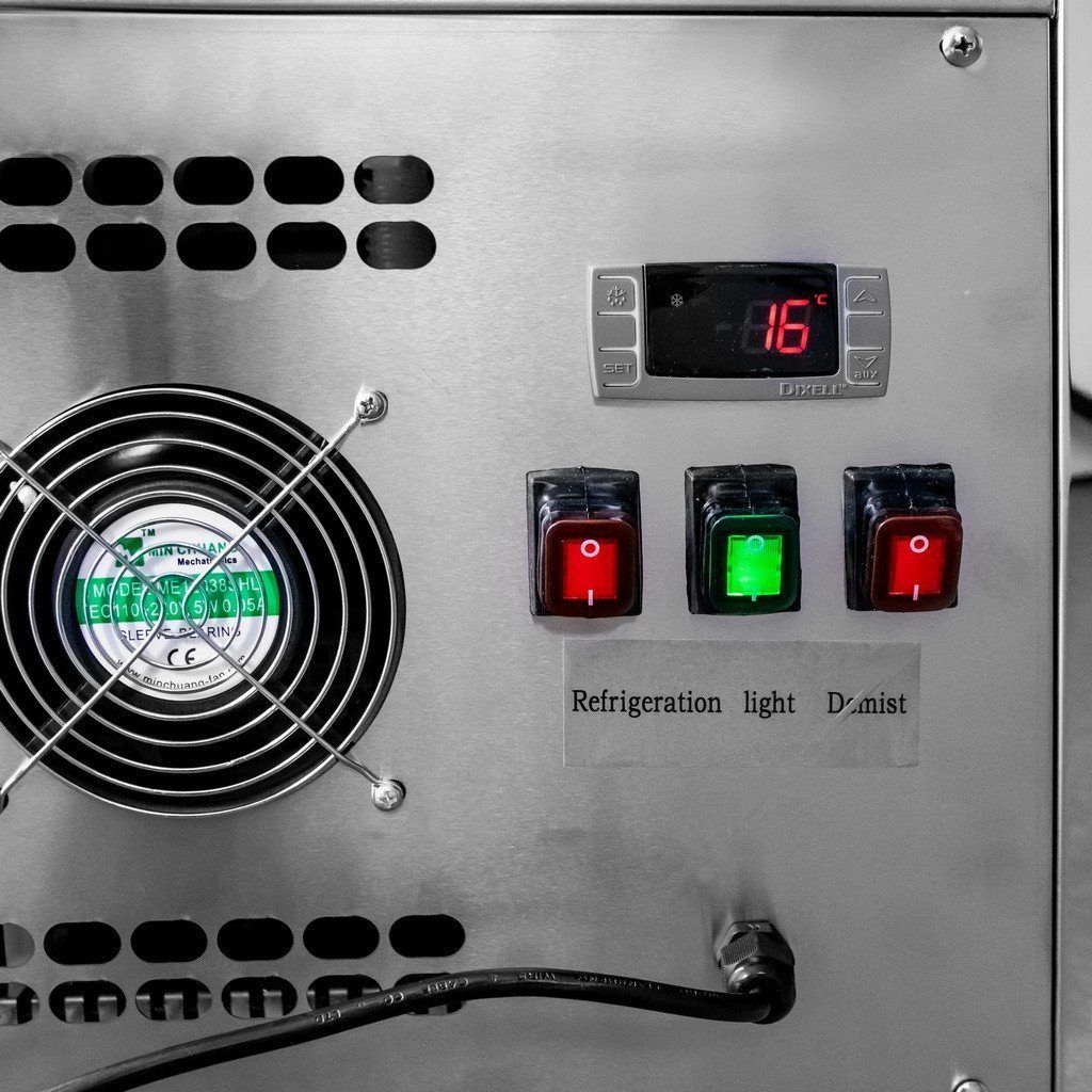 Witryna cukiernicza Mega-M CNC72 sterowanie