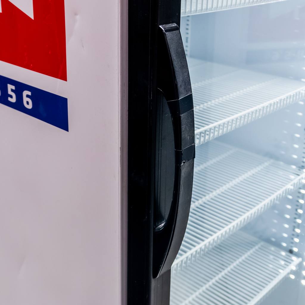 Witryna chłodnicza UBC Dynamic uchwyt drzwi