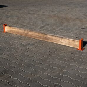 Zdjęcie produktu: Osłona czołowa ramy regału magazynowego drewniana długość 240 cm
