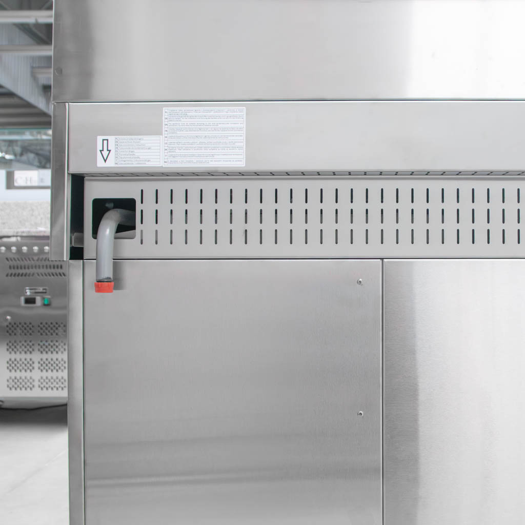 Kuchnia gazowa sześciopalnikowa z piekarnikiem gazowym G20 STALGAST 9711110 37.5 kW POWYSTAWOWA