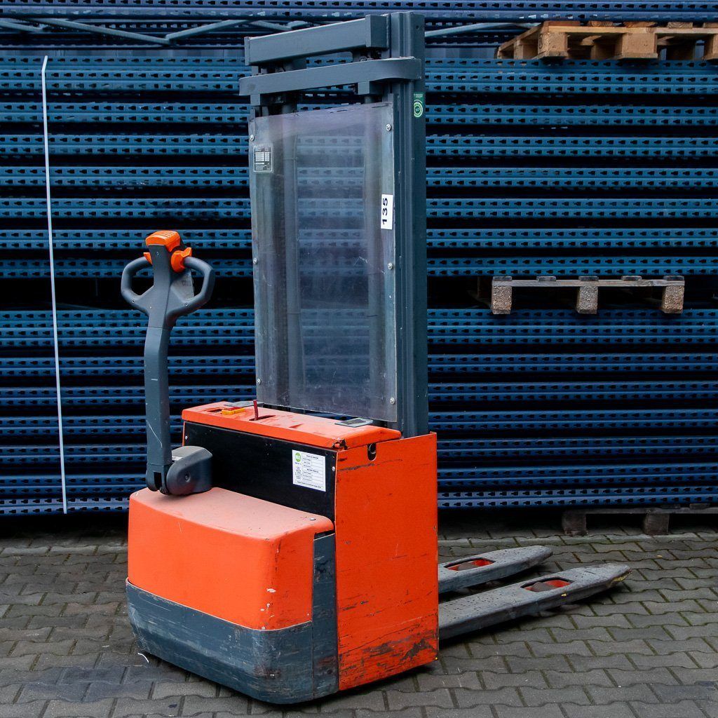 wózek paletowy, paleciak elektryczny, wózek podnośnikowy, wózek elektryczny, paleciak z prostownikiem, wózek do regałów, wóżek podnośnikowy do magazynu, wóżek elektryczny z masztem, podnośnik do palet, wózek paletowy z baterią