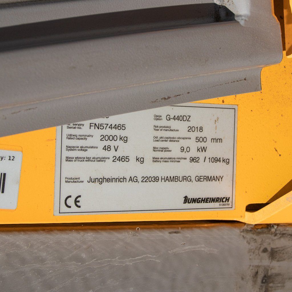 wózek widłowy, Jungheinrich EFG 220, wózek elektryczny, wózek magazynowy, udźwig 2 tony, wózek do magazynu, sprzęt logistyczny, wózek z napędem elektrycznym, maszyny magazynowe, MegaMarket