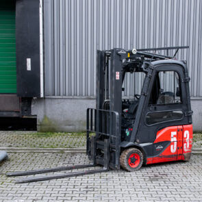Zdjęcie produktu: Wózek widłowy LINDE E15 nr.ser. HX386H11675