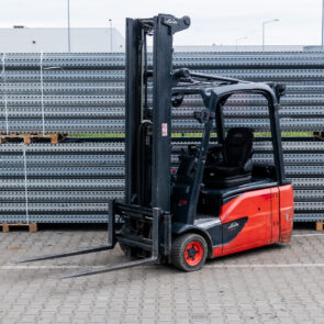 Zdjęcie produktu: Wózek widłowy LINDE E16L-02 nr ser. H2X386E54977