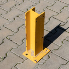 Zdjęcie produktu: Słupek stalowy STOW uchwyt typ H do odbojnic drewnianych H-22.5 cm
