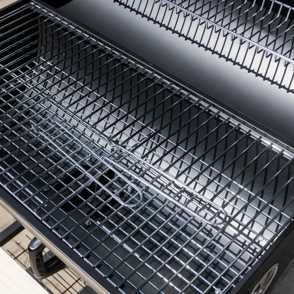 grill ogrodowy węglowy typu beczka, grill węglowy Mega-M