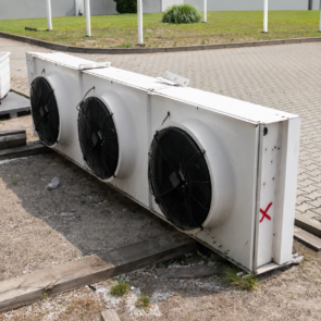Zdjęcie produktu: Skraplacz chłodniczy LU-VE  SAV7S 8531 VN SUBC