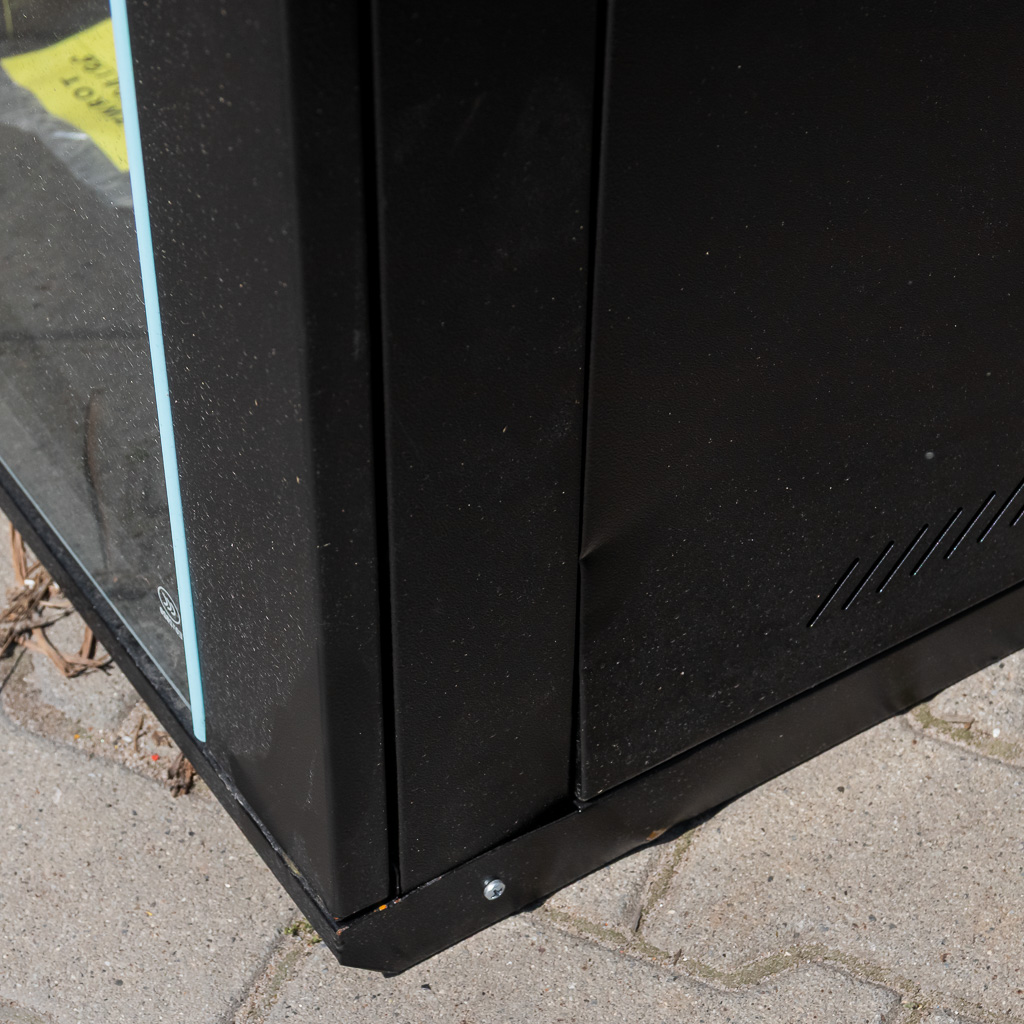 szafa rack 19, szafa serwerowa wisząca, szafa teleinformatyczna, szafa na elektronikę, szafa do monitoringu, szafa do sieci LAN, szafa rack do serwerowni